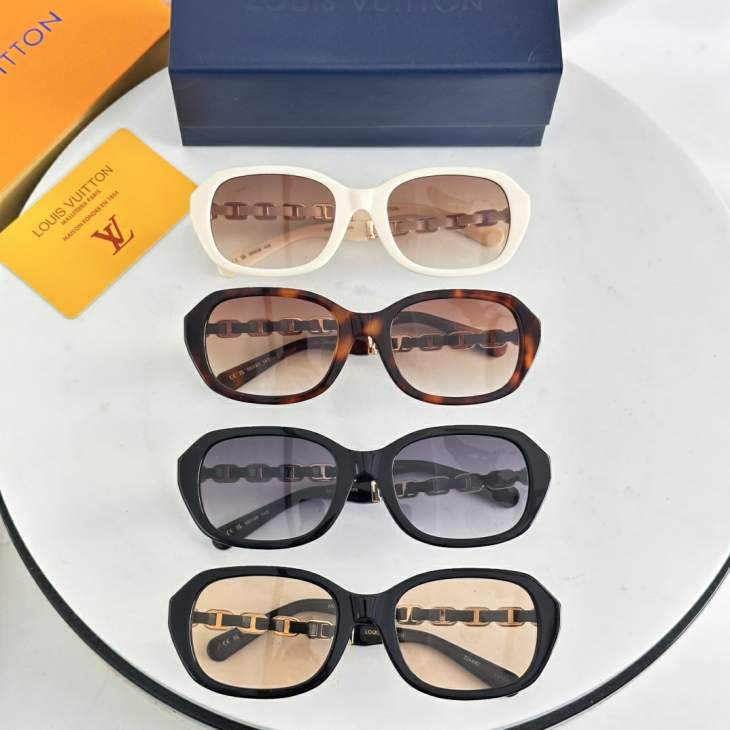 Picture of Louis Vuitton Sunglasses _SKUfw77118919fw